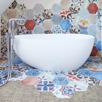 Baignoire îlot blanche mate Sensaé en Solid Surface