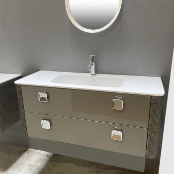 Grand meuble salle de bain